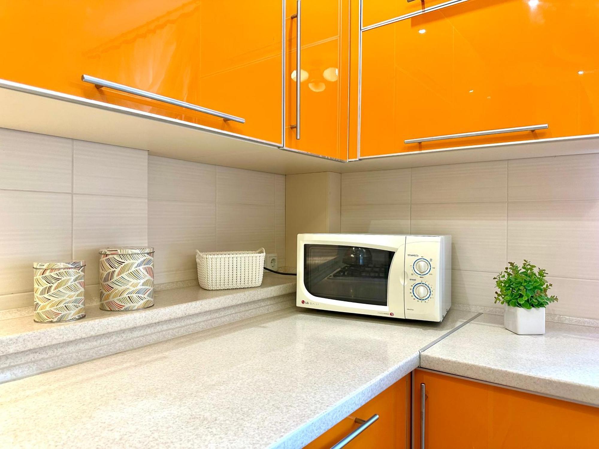 Apartments With A Coffee Machine In The City Center, Near A Park And Zlata Plaza Rivne Exterior photo